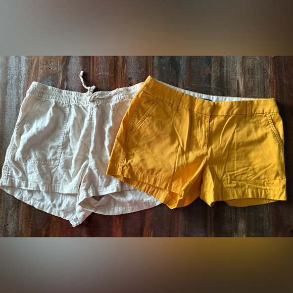 J. Crew Women's Shorts in Bright Yellow and Off White-VGUC - Picture 1 of 5